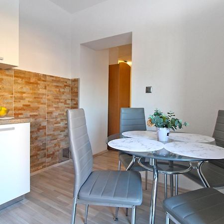 Apartment Josip 1649 파자나 외부 사진