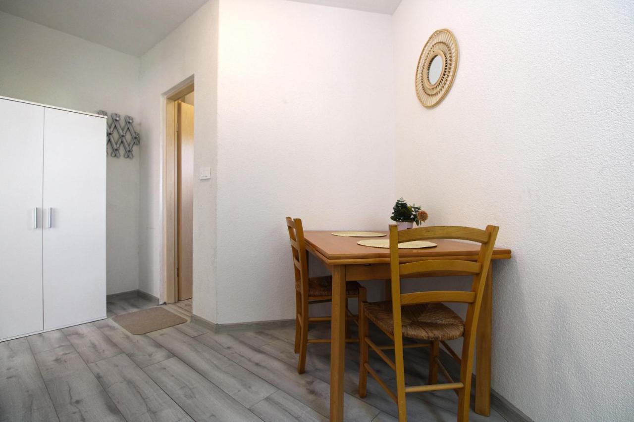 Apartment Josip 1649 파자나 외부 사진