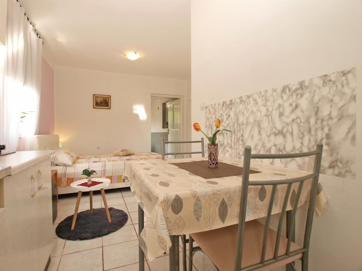 Apartment Josip 1649 파자나 외부 사진